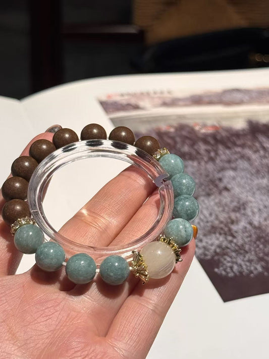 The Remedy Strand Jade Green Serenity Bracelet – 10mm Aromatherapy Beads