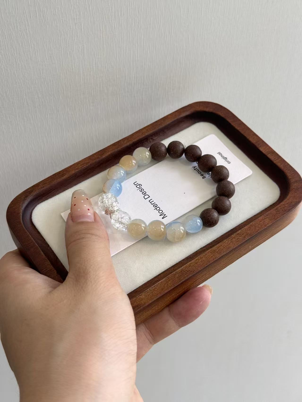 The Remedy Strand “Blue Crystal Calm” – 12mm Botanical Aroma Bracelet