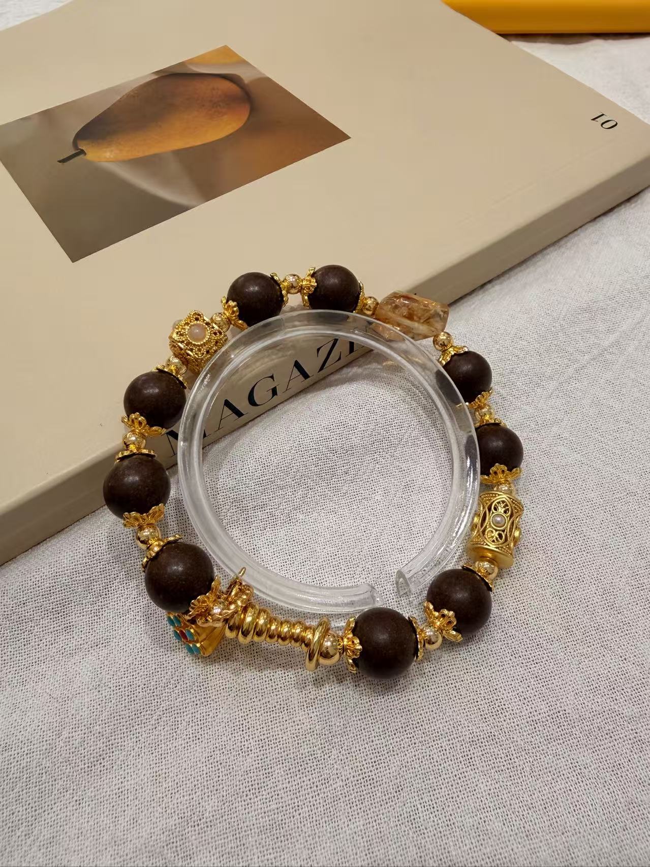 The Remedy Strand Golden Wealth Crystal Bracelet – 10mm Aromatherapy Beads