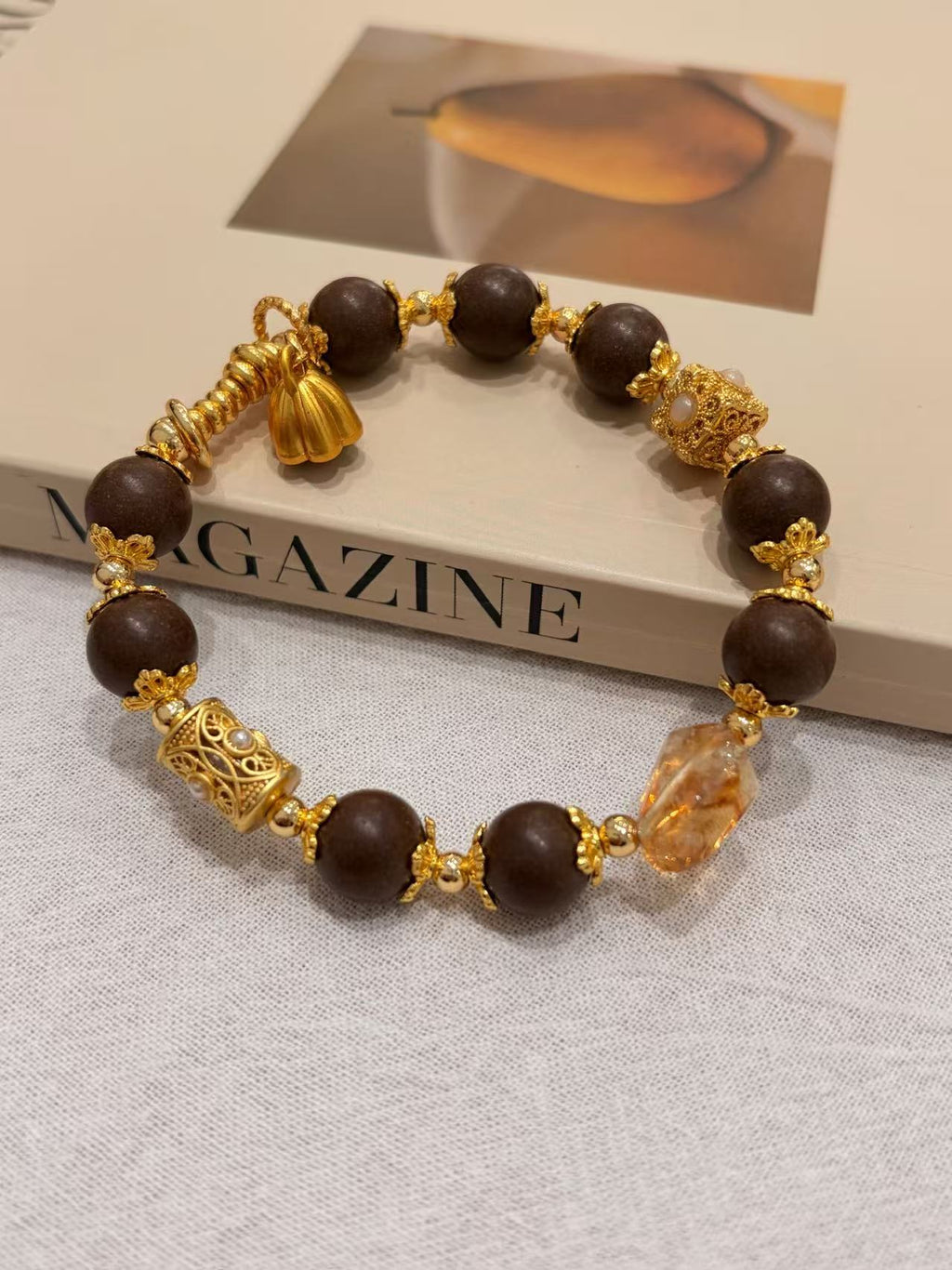 The Remedy Strand Golden Wealth Crystal Bracelet – 10mm Aromatherapy Beads
